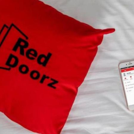 Reddoorz Near Seasons City Mall Jacarta Exterior foto